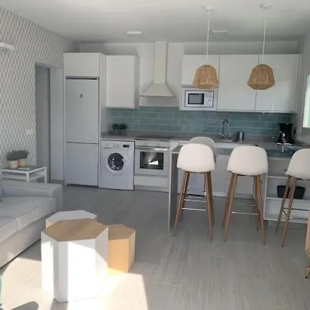 Holiday home Renovated 2 Bedroom In *